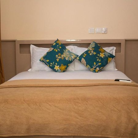 Exotic Palace Hotel 特马 外观 照片