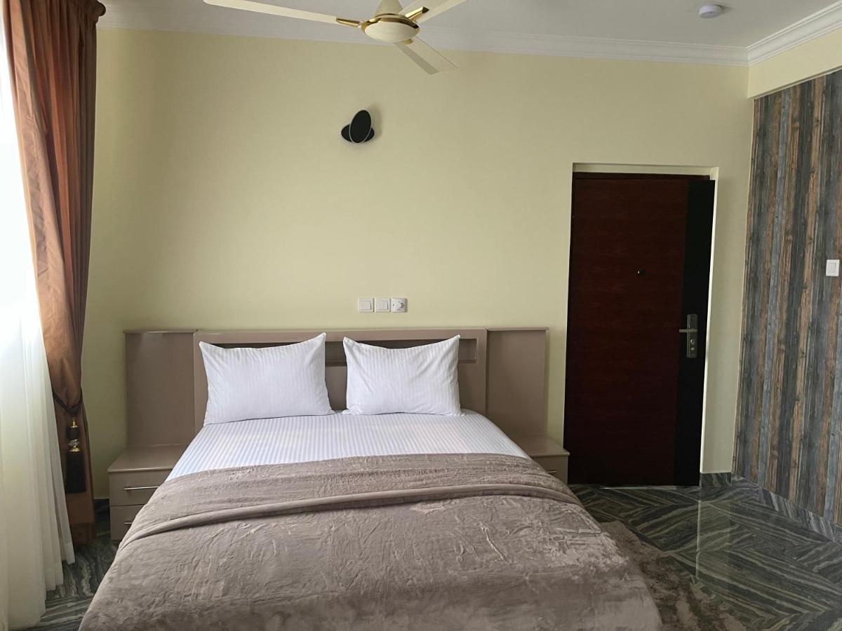 Exotic Palace Hotel 特马 外观 照片