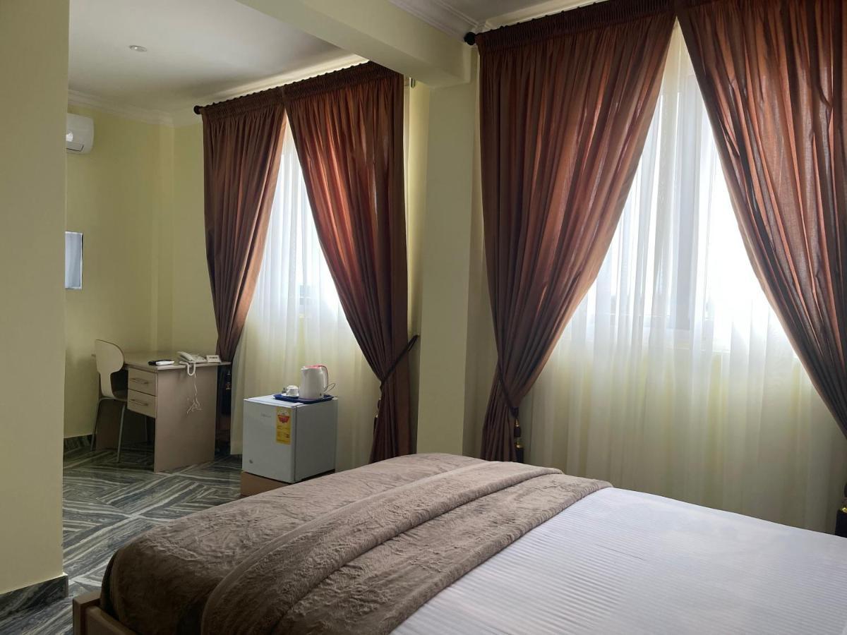 Exotic Palace Hotel 特马 外观 照片