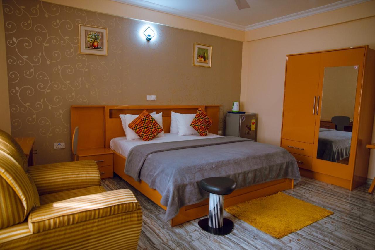 Exotic Palace Hotel 特马 外观 照片